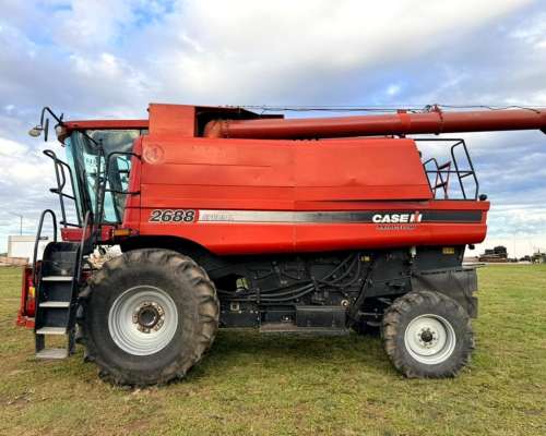 Case IH Axial Flow 2688 - año 2011