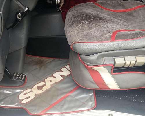 Scania 114g 330 año 2004 Tractor A/A Climatic Vigía