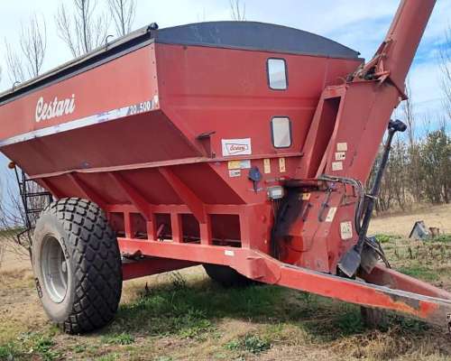 Tolva Autodescargable Cestari, 20.500l, año 2011