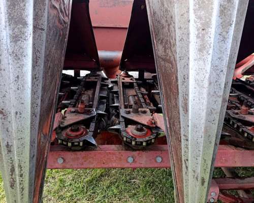 Cabezal Maicero Tecno Rural de 9 Surcos a 52,5
