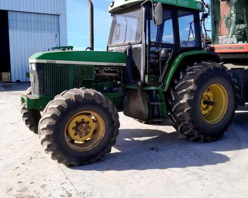Tractor John Deere 6605