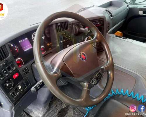 Scania P410 Modelo 2014 con Hidrogrua de 22 TN.