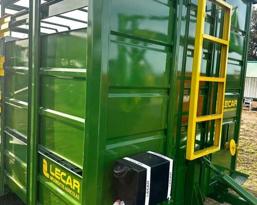 Acoplado Jaula Vaquero para 3-4 Animales