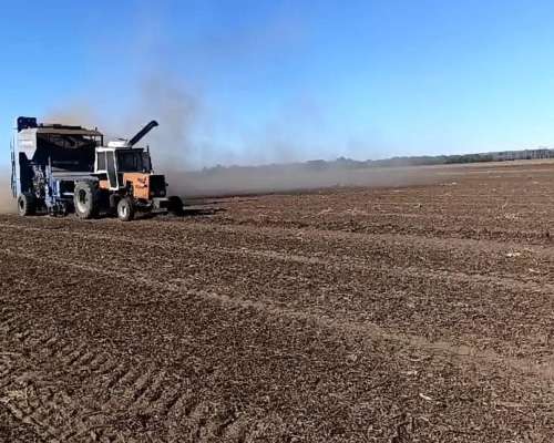 Tractor Zanello 220 M - Excelente Estado y Mecánica.-