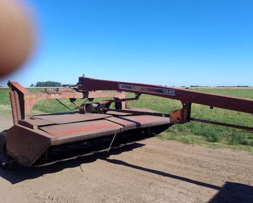 Segadora Hesston 1345 Tiro Central