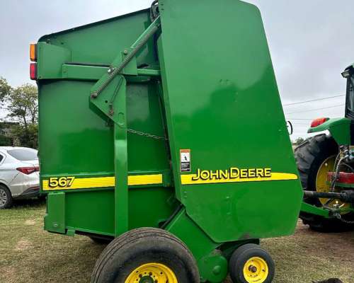 John Deere 567 año 2008