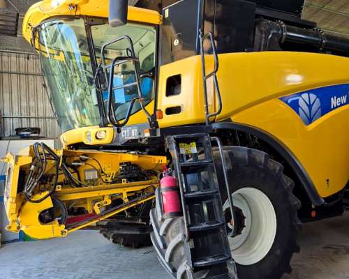 Cosechadora New Holland CR9060 2015 4700t/7000m 35 2 WD Exce