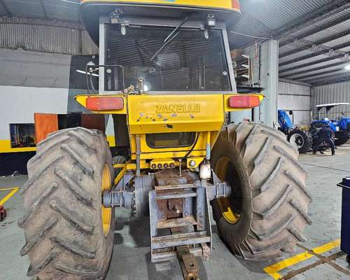 Tractor Pauny 230c Mod 2007, Cabina, 7500 HS, 4X2