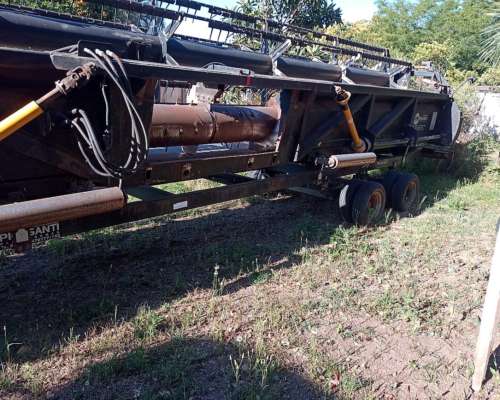 Cosechadora Challenger 670 2014 (motor Nuevo C/ 600 H)