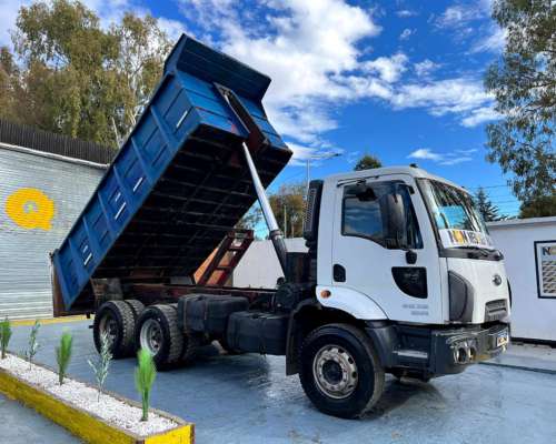 Ford Cargo 2632 6X4 Camion Tatu Usado