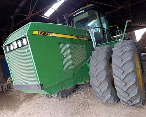 John Deere 8560. Motor Hecho Nuevo 250 HP. 700 Hs