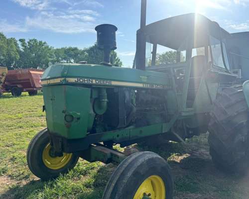 Tractor John Deere 3140