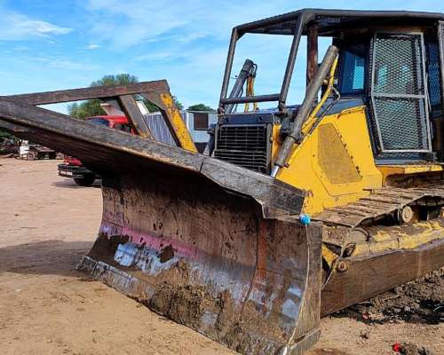 Topadora Jhon Deere 850 J año 2012, Excelente Estado