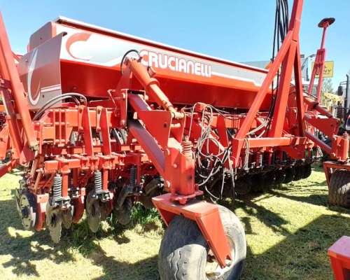 Sembradora Crucianelli Super 3 29 a 17,5 Reparada