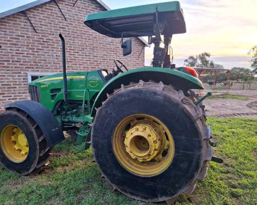 John Deere 5090e, con Rops