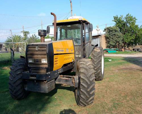Valtra 1680 S Doble Tracción.