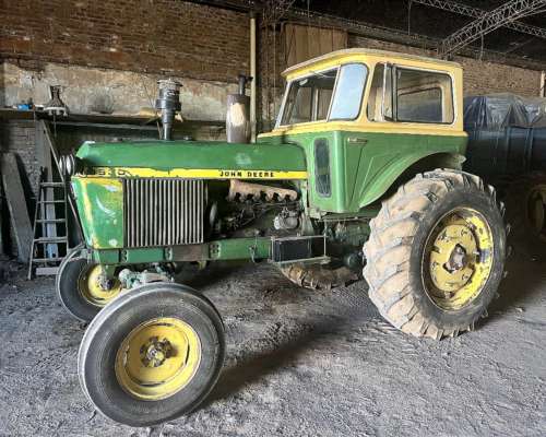 Tractor John Deere 3530