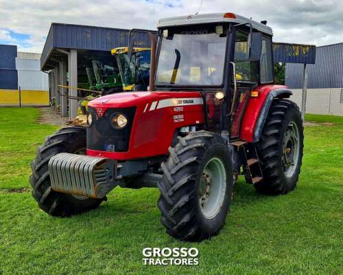 Tractor Massey Fergurson 4292 , año 2013