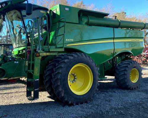John Deere S670 DD 640fd Piloto. M 5060 HS. R 3480 Hs