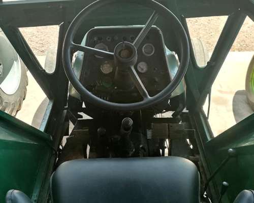 Tractor Deutz Fahr AX100 con 23,1x30