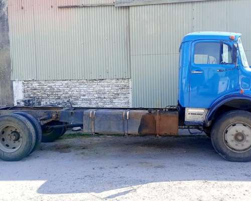 Camion Mercedez Benz Mod. 1114/48 año 1970 con Motor Turbo
