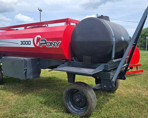 Acoplado Tanque Combinado 3000 Lts - 750 Lts Agua y Bauleras