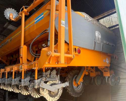Sembradora Agrometal Modelo TX Pivot