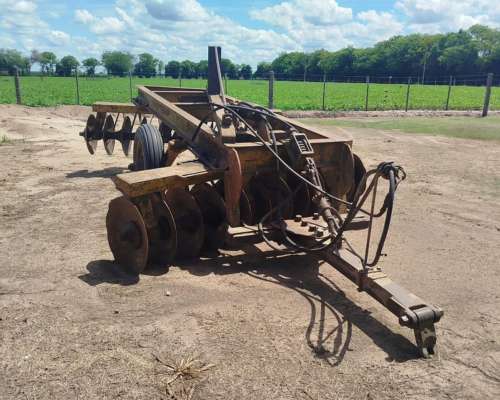 Rastra Tiro Excéntrica 24 Discos. Transportable. Hidraulica