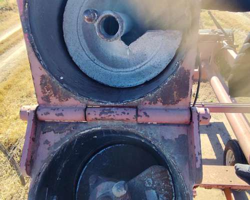 Extractora Akron E180 - 180 Tt/hora - Buen Estado