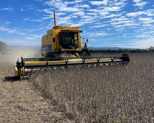 New Holland NC 660 2012