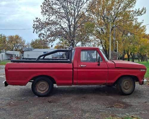 Ford F 100 año 1974 Perkins 4.