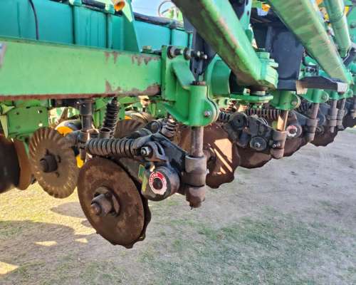 Sembradora Erca ED 18 a 52 con Fert Lateral.