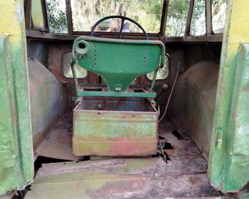 Tractor Jhoon Deere 730