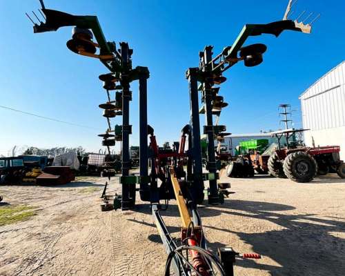 Carpidor Controlador de Malezas Agrotec.