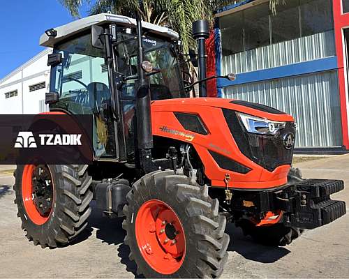 Tractor Hanomag Stark 800 con Cabina