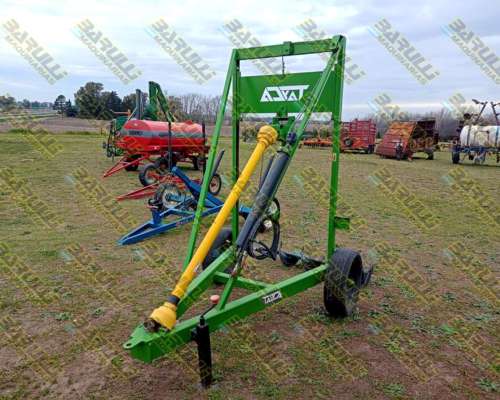 Hoyadora de Arrastre Tayca Hidráulica Nueva