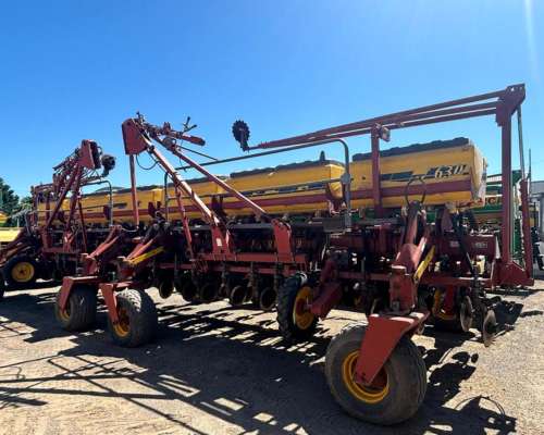 Sembradora Super Walter W630 de 20 Líneas A52,5 año 2012 D/F