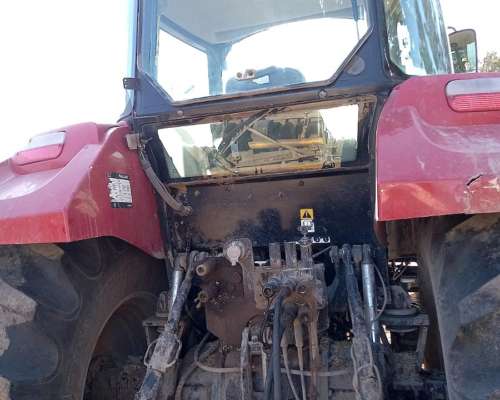 Tractor Case IH Farmall 130a