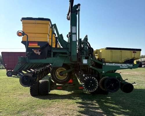 John Deere 1740, 16 a 52, Neumática, C/fert Lateral y Monit