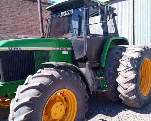 Tractor John Deere 7500 4X4