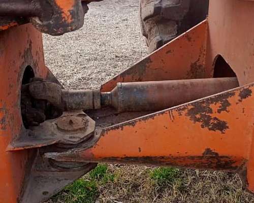 Zanello 4200 con Motor Deutz 160hp.