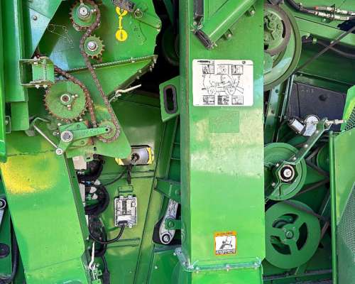 John Deere S680 (doble Tracción)