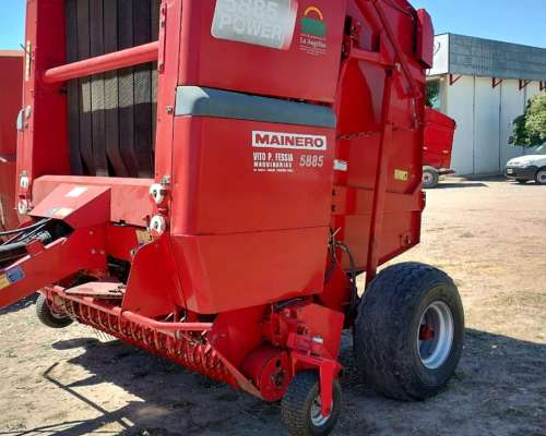 Rotoenfardadora Mainero 5885, Recolector 5886.