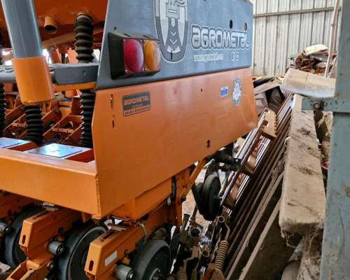 Sembradora Agrometal TX Mega 20/42 - 2012