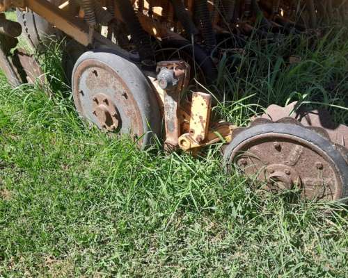 Sembradora Agrometal MX 23 a 21 Tolva Única