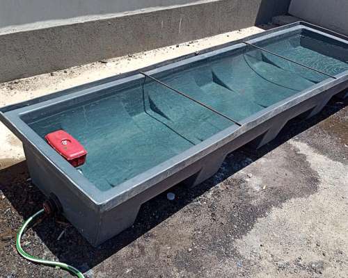 Comedero - Bebedero Plástico Rectangular 900 Lts.