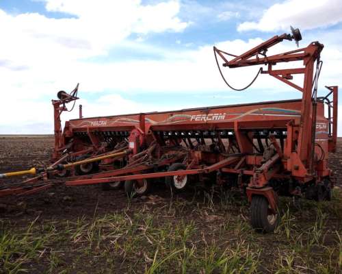Sembradora Fercam Gruesa Neumática de 18 a 52 cm
