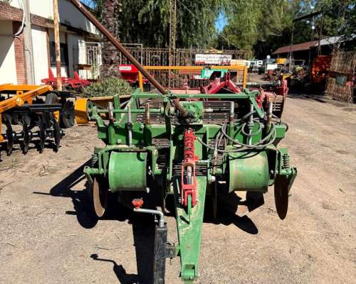 Arrancadora de Papas Agrotec LSP de 2 Surco con muy Poco USO