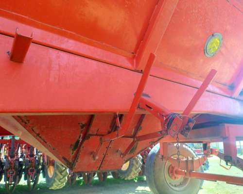 Tolva Semilla Fertilizante Gimetal AC14000 Usada