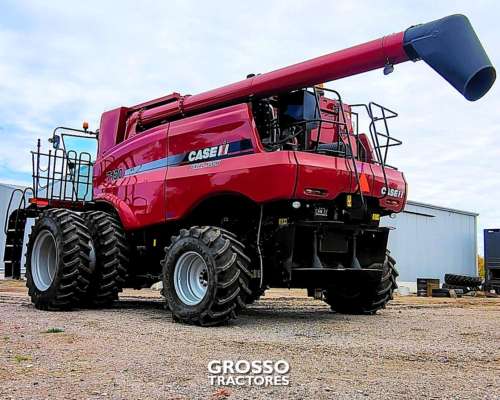 Cosechadora Case 7130, Draper 35 Pies, 1.400 Horas, 2016